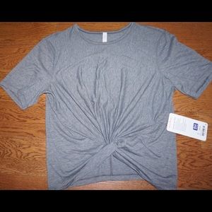 LULULEMON- Crescent Tee